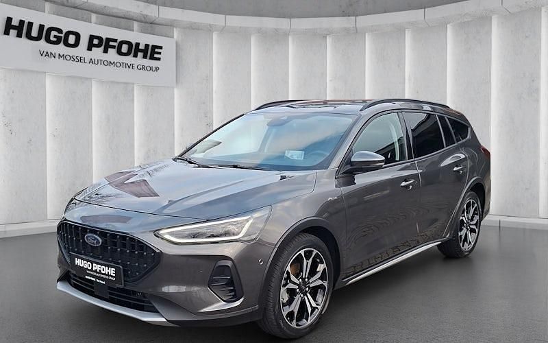 Gebraucht Ford Focus Active X 155 PS (114 kW) 2022 Grau Kombi