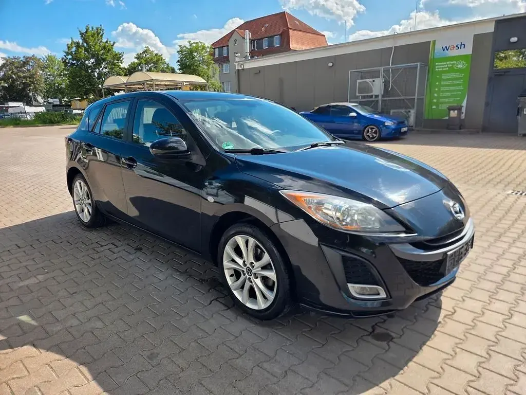 Gebraucht Mazda 3 Edition 105 PS (77 kW) 2012 Schwarz Limousine