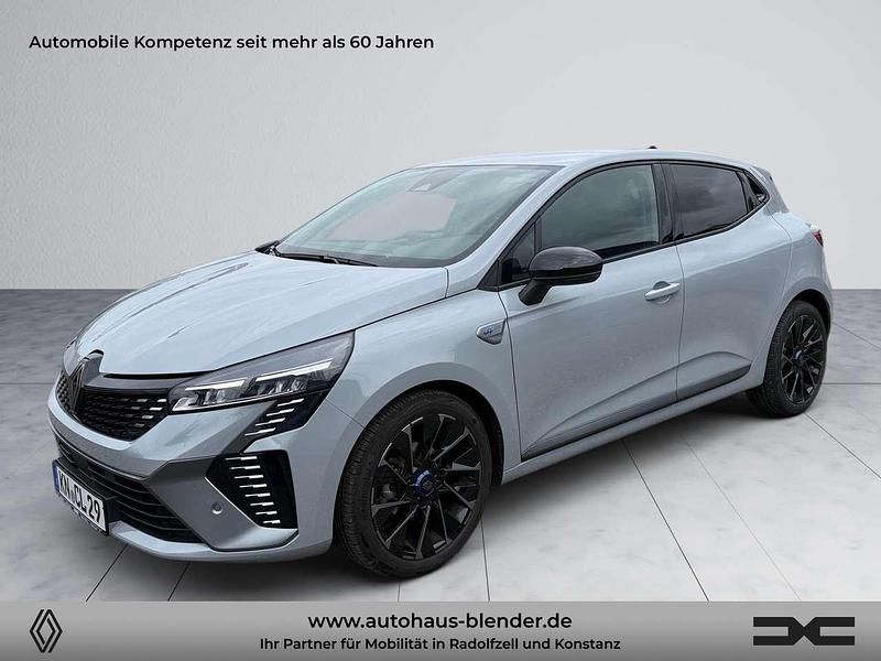 Rafalgrau metallic Gebraucht 2023 Renault Clio V Limousine | 19.870 € (Teuer) - Bild 1/4