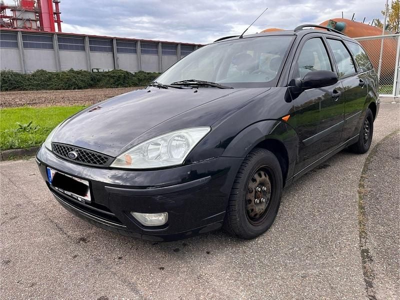 Schwarz Gebraucht 2004 Ford Focus Ambiente Kombi | 500 € (Guter Preis) - Bild 1/4
