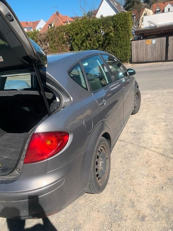 Gebraucht Seat Toledo 105 PS (77 kW) 2005 Grau Kleinwagen