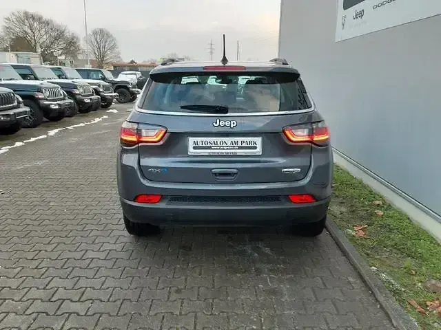 Occasion Jeep Compass Longitude 190 ch (139 kW) 2021 Gris SUV