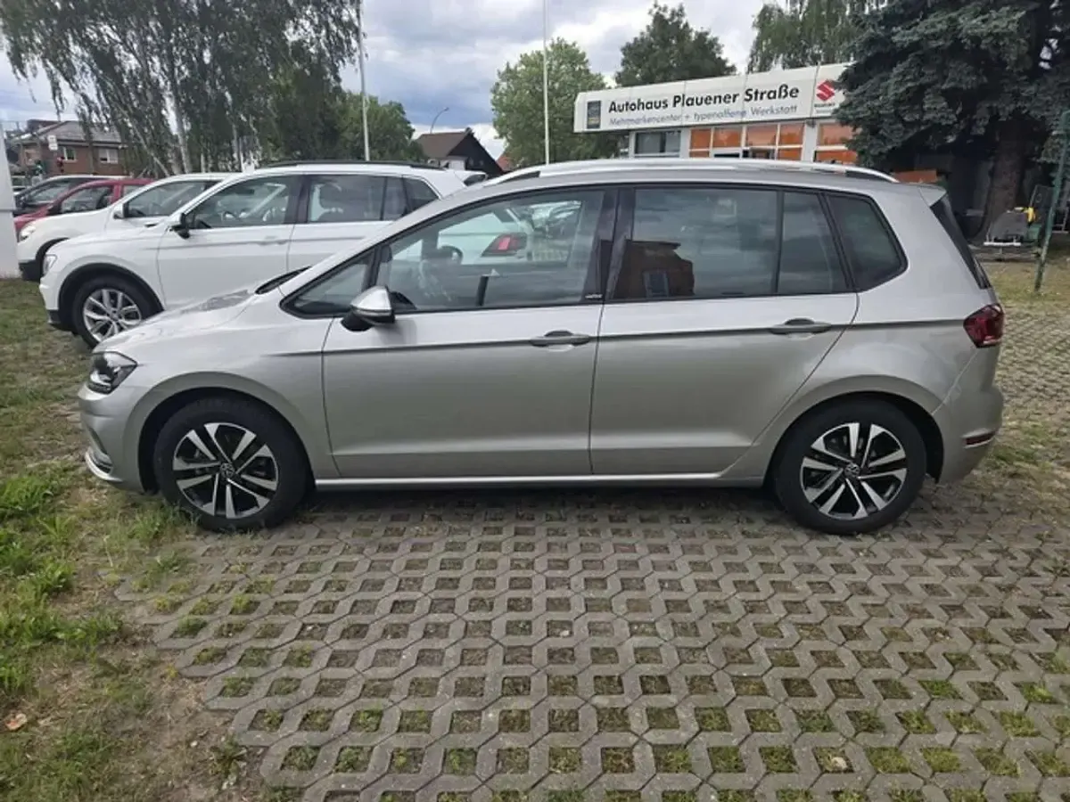 Gebraucht VW Golf United 131 PS (96 kW) 2021 Tungsten silver Van / Kleinbus