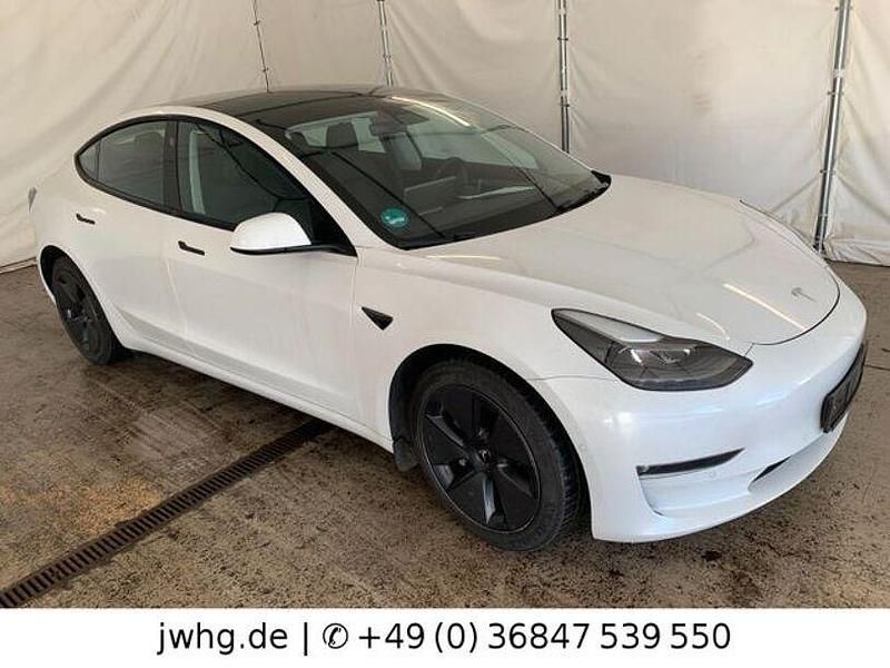 Gebraucht Tesla Model 3 324 kW (441 PS) 2021 Weiß Limousine
