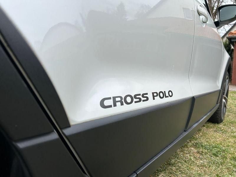 Gebraucht VW Polo Cross 105 PS (77 kW) 2013 Weiß Kleinwagen