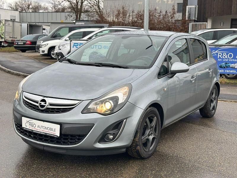 Gebraucht Opel Corsa Innovation 101 PS (74 kW) 2011 Silber Limousine