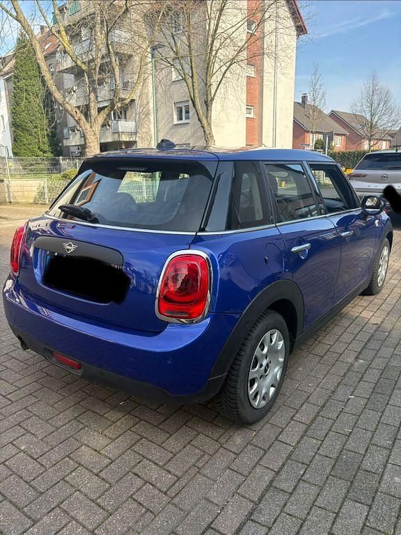 Gebraucht Mini ONE Classic 102 PS (75 kW) 2021 Blau Kleinwagen