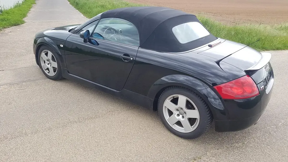 Gebraucht Audi TT Roadster 150 PS (110 kW) 2002 Schwarz Cabrio