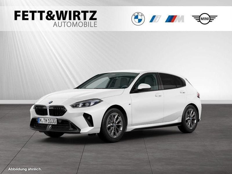 Alpinweiss Gebraucht 2024 BMW 120 M Sport Kleinwagen | 33.400 € (Superpreis) - Bild 1/3