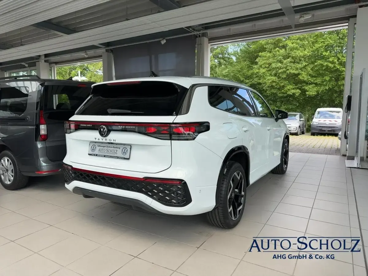 Gebraucht VW Tayron R-line 193 PS (141 kW) 2025 Weiß SUV