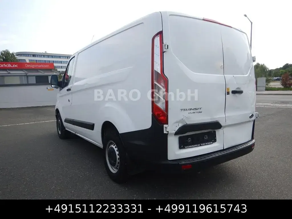 Second-hand Ford Transit Custom 105 CP (77 kW) 2019 Alb Monovolum