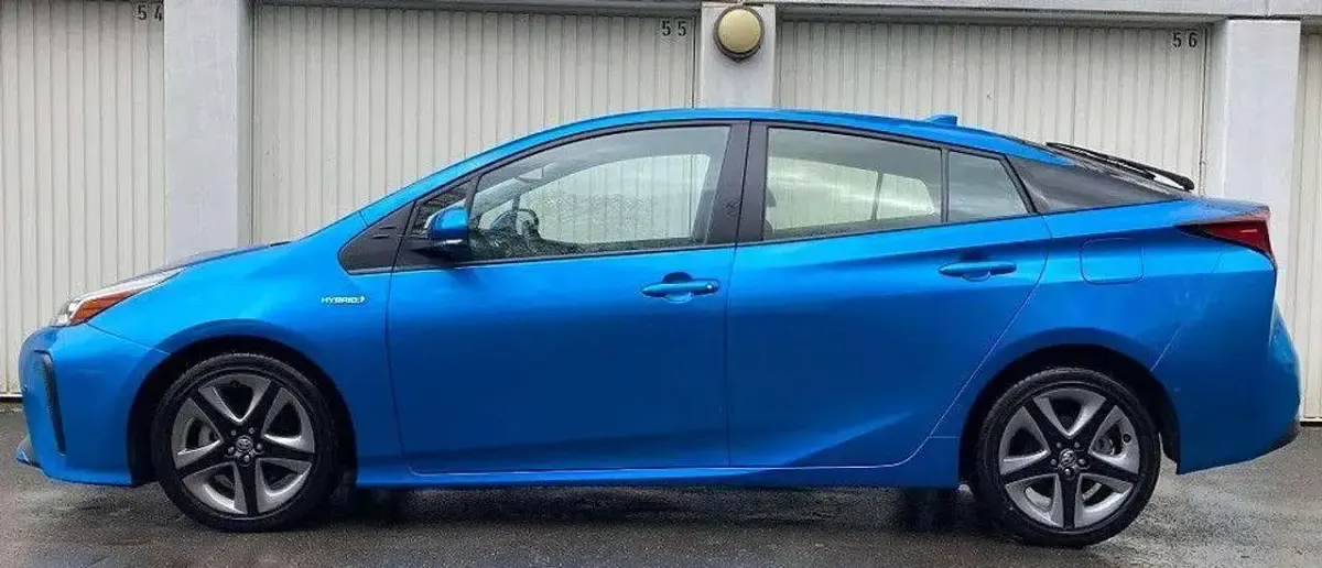 Gebraucht Toyota Prius Executive 122 PS (89 kW) 2020 Blau Kleinwagen