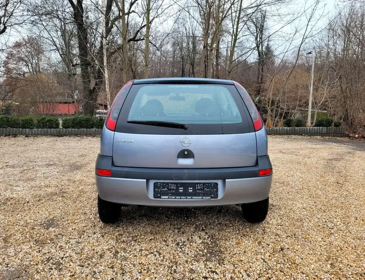 Używany Opel Corsa Eco 58 KM (42 kW) 2002 Szary Hatchback