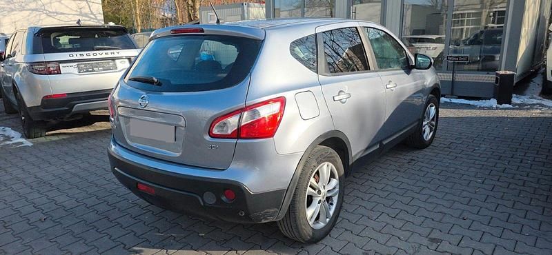 Gebraucht Nissan Qashqai Visia 150 PS (110 kW) 2010 Grau SUV