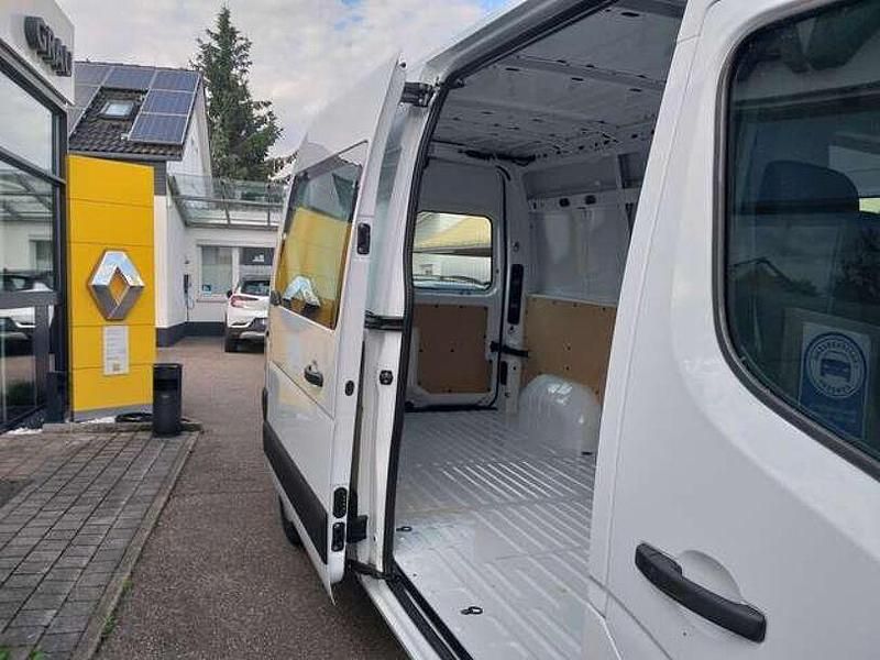 Gebraucht Renault Master Komfort 179 PS (131 kW) 2023 Mineral weiss Van