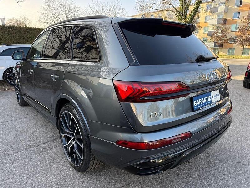 Gebraucht Audi Q7 S-Line 340 PS (250 kW) 2022 Grau SUV