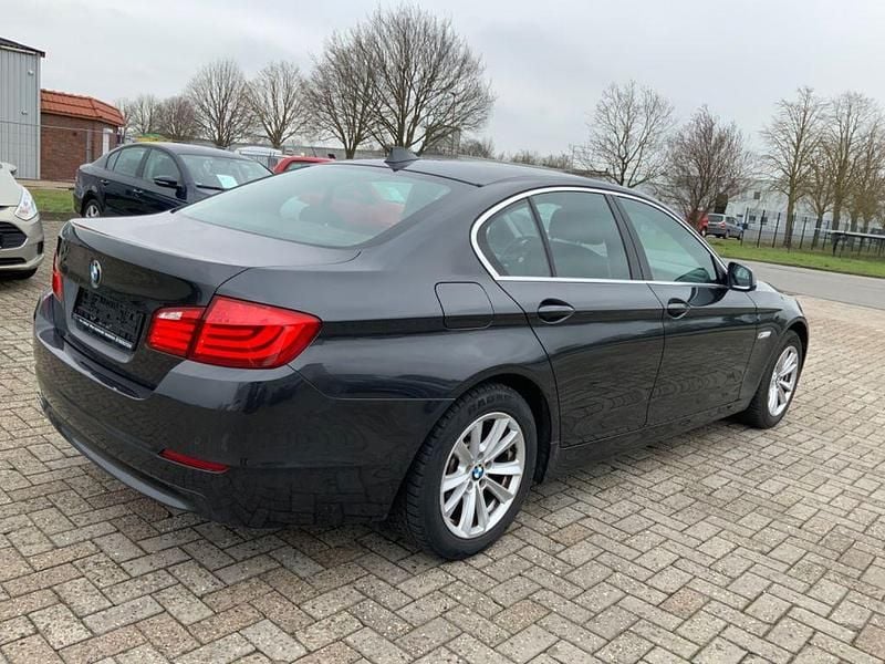 Gebraucht BMW 520 184 PS (135 kW) 2012 Grau Limousine