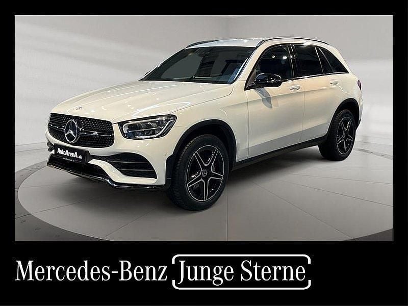 Unilack polarweiss Gebraucht 2021 Mercedes GLC300e AMG SUV | 34.750 € (Guter Preis) - Bild 1/4