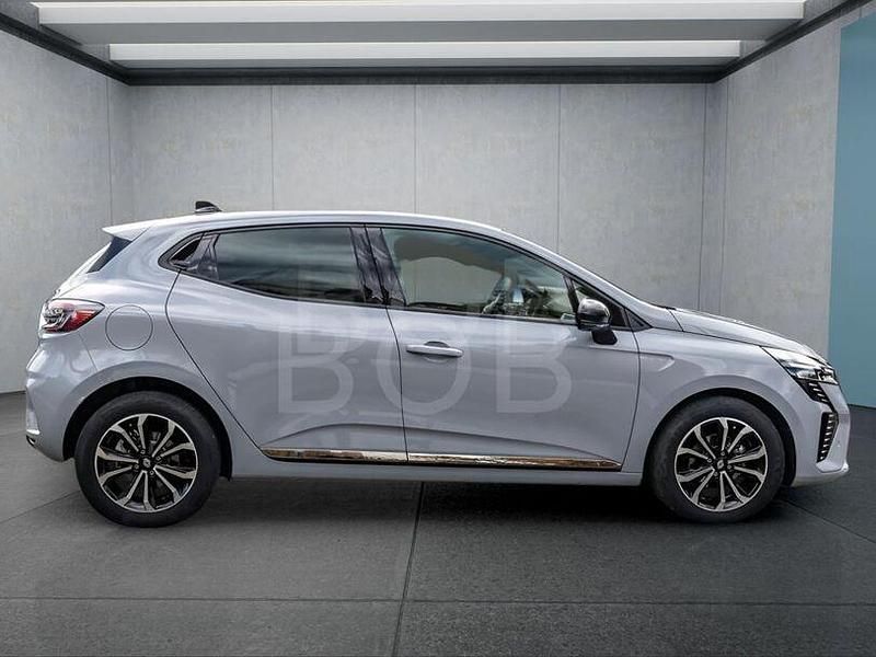 Gebraucht Renault Clio V 90 PS (66 kW) 2025 Grau Kleinwagen