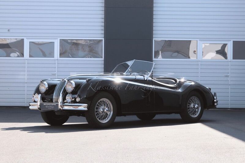 Blau Gebraucht 1957 Jaguar XK SE Cabrio | 138.000 € - Bild 1/4
