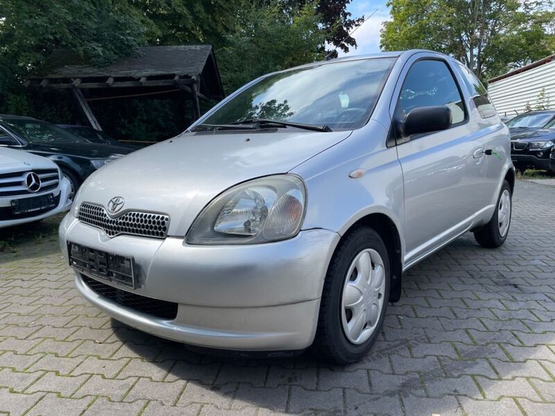 Gebraucht Toyota Yaris Sol 87 PS (63 kW) 2003 Silber