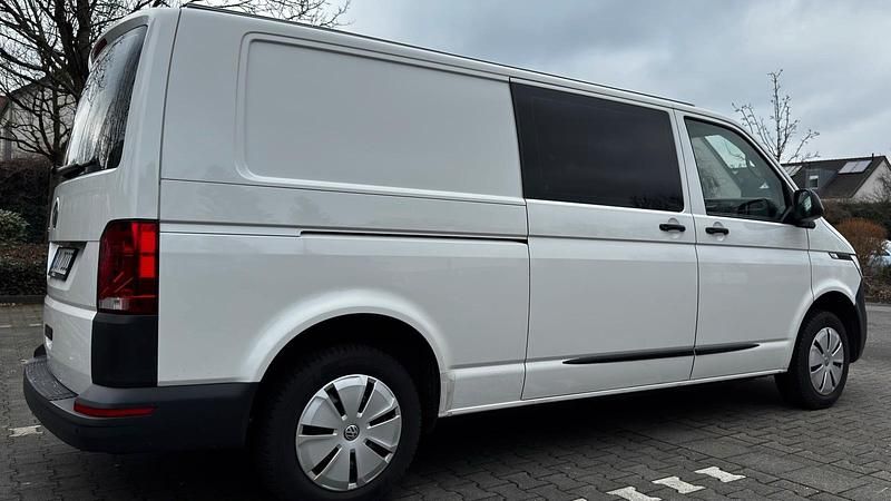 Second-hand VW Golf 110 CP (80 kW) 2021 Alb Monovolum
