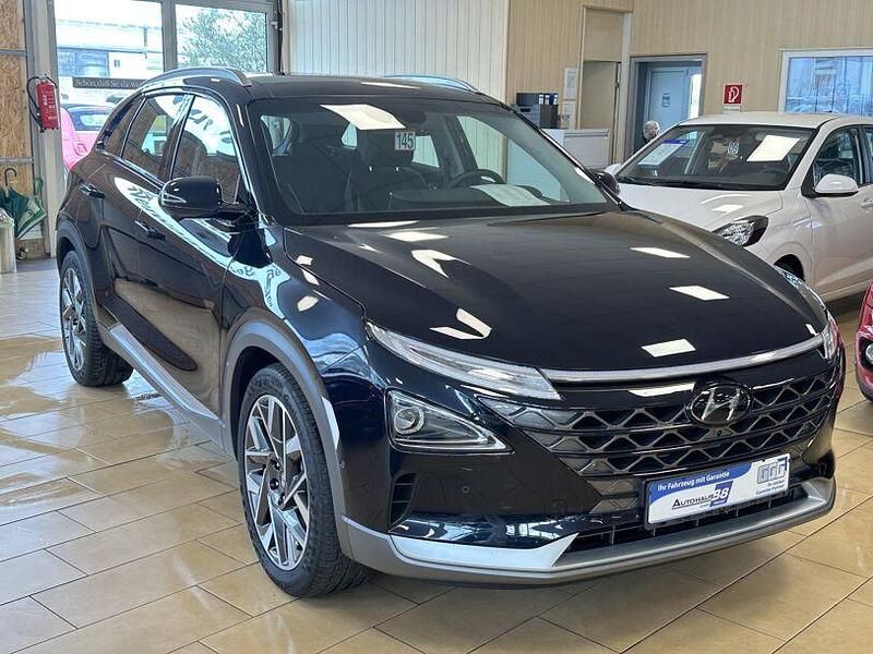 Blau Gebraucht 2022 Hyundai Nexo SUV | 14.450 € - Bild 1/4