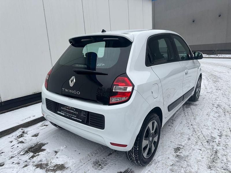 Gebraucht Renault Twingo Experience 69 PS (50 kW) 2016 Weiß Kleinwagen