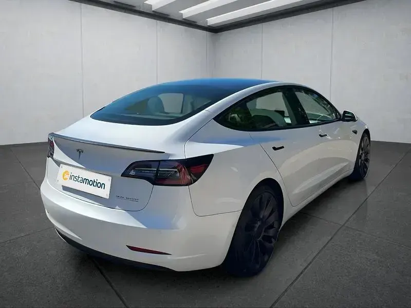 Gebraucht Tesla Model 3 377 kW (513 PS) 2021 Weiß Limousine