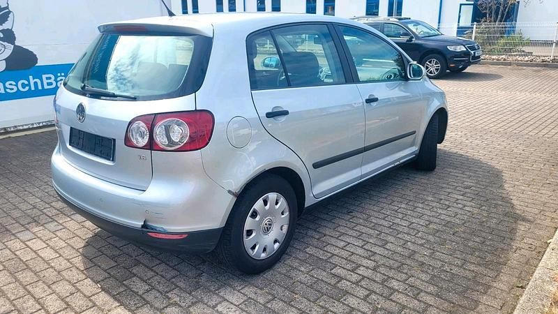 Grau Gebraucht 2006 VW Golf Plus Cross Van / Kleinbus | 1.499 € (Superpreis) - Bild 1/4