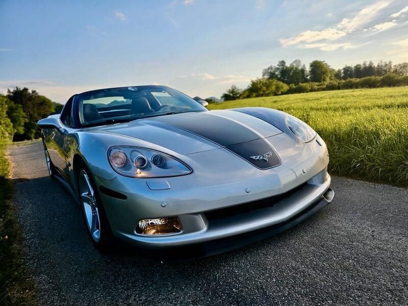 Grau Gebraucht 2006 Corvette C6 Coupé | 41.700 € (Teuer) - Bild 1/4