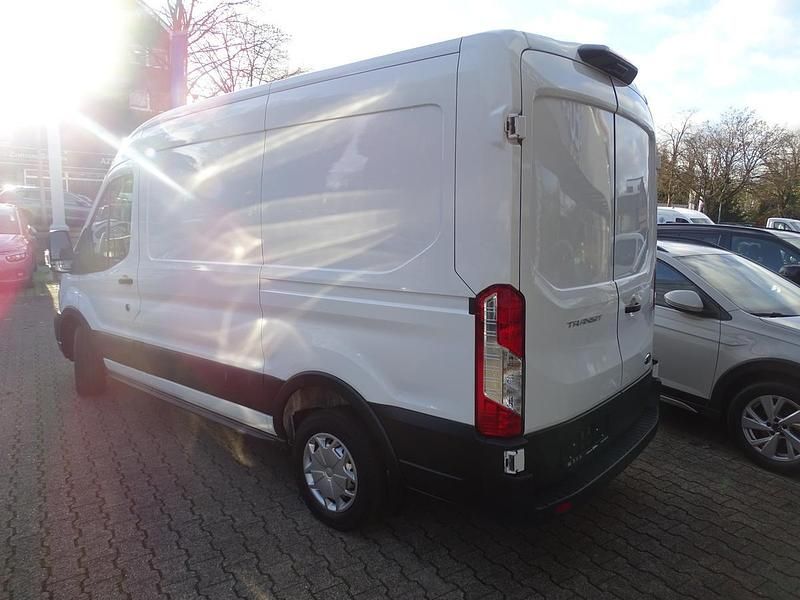 Gebraucht Ford Transit Trend 131 PS (96 kW) 2022 Weiß