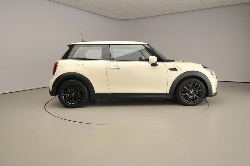 Gebraucht Mini ONE 102 PS (75 kW) 2022 Weiß Kleinwagen