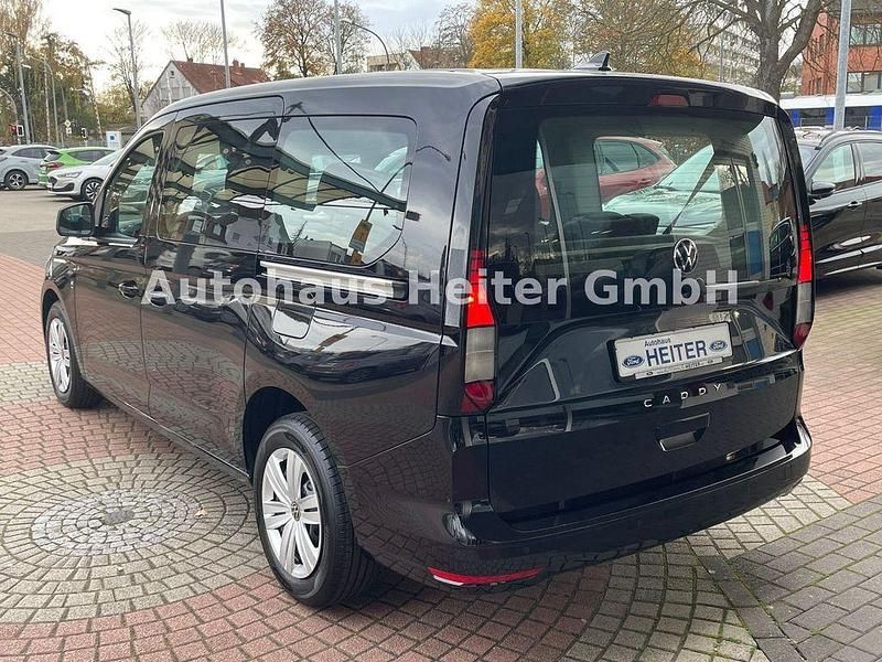 Nowe VW Caddy Maxi 122 KM (89 kW) 2025 Czarny Minivan