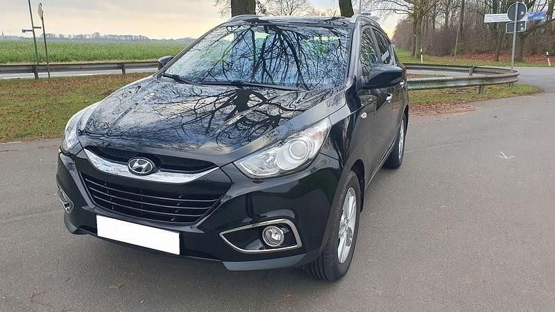Schwarz Gebraucht 2012 Hyundai ix35 SUV | 7.600 € (Guter Preis) - Bild 1/4