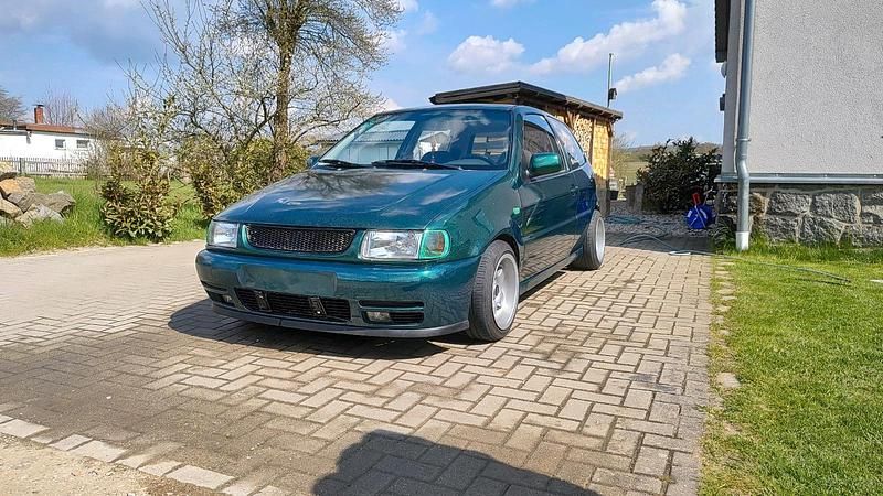 Usata VW Polo 75 CV (55 kW) 1997 Verde Utilitaria