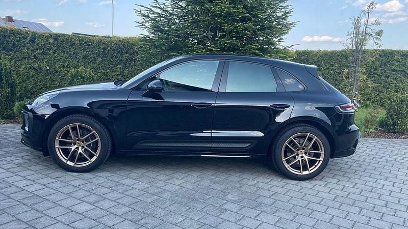 Gebraucht Porsche Macan 265 PS (194 kW) 2022 Schwarz SUV