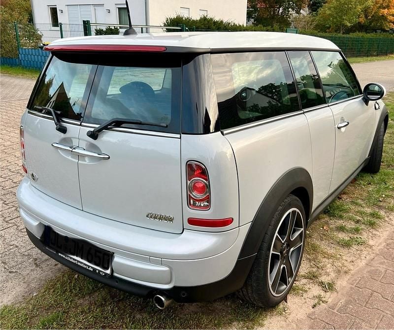 Beige Gebraucht 2011 Mini Clubman Kombi | 4.000 € (Guter Preis) - Bild 1/4