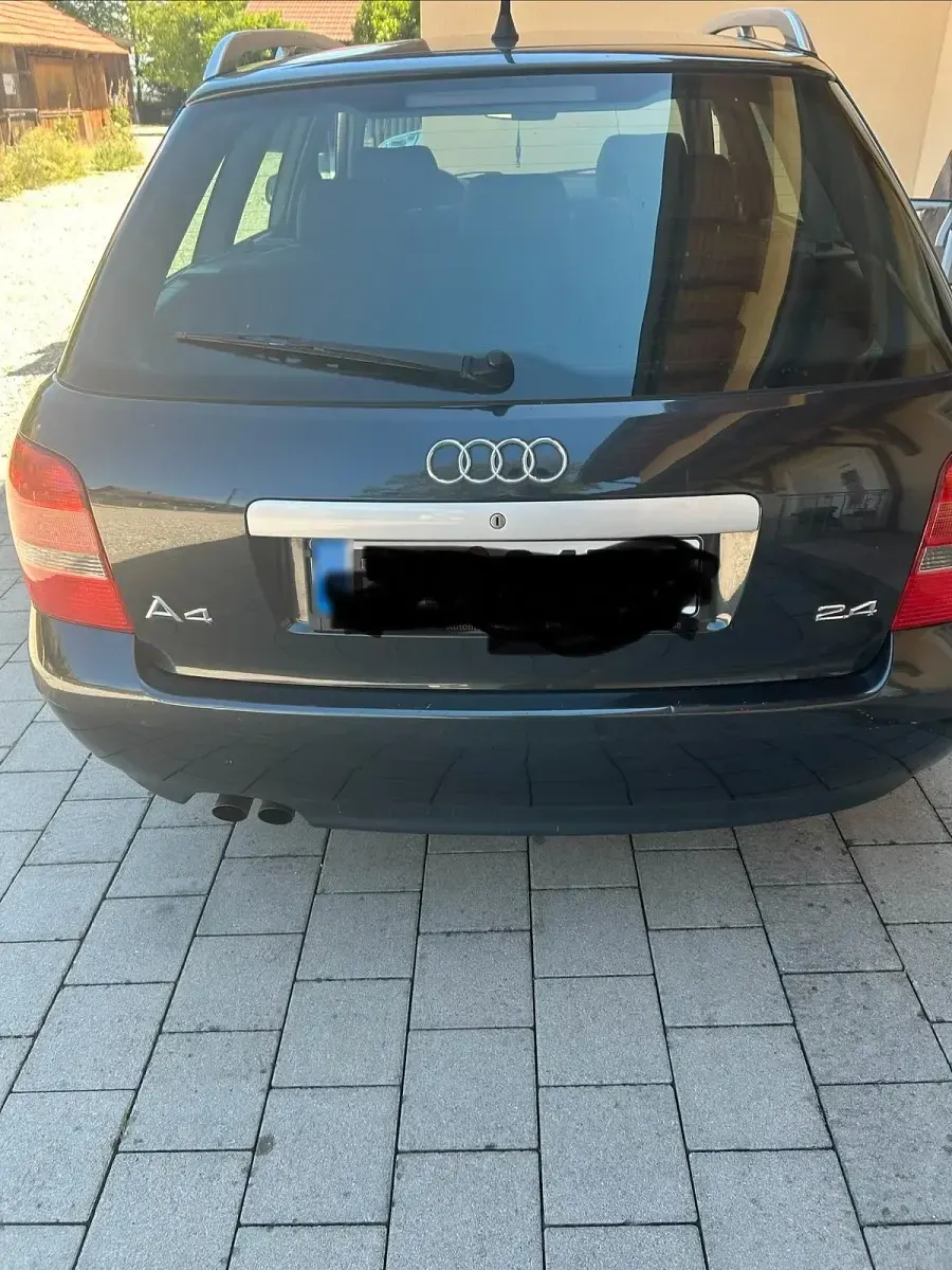 Gebraucht Audi A4 165 PS (121 kW) 1999 Schwarz Kombi