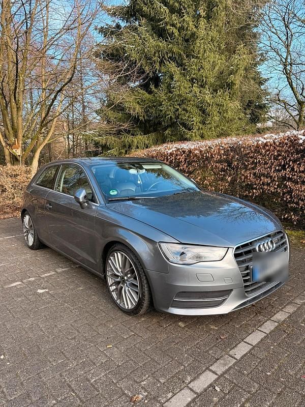 Gebraucht Audi A3 125 PS (91 kW) 2014 Grau Coupé