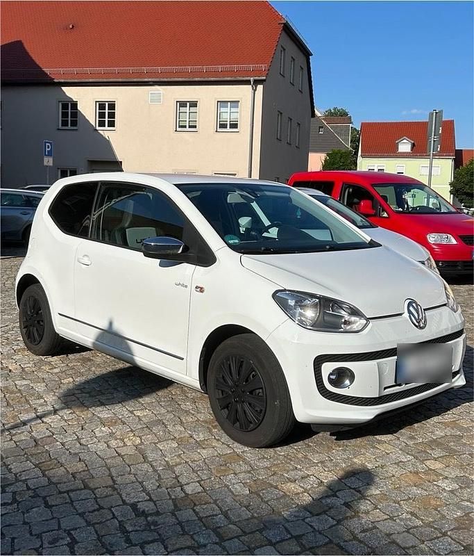Weiß Gebraucht 2011 VW up! high up! Kleinwagen | 5.300 € (Fairer Preis) - Bild 1/4