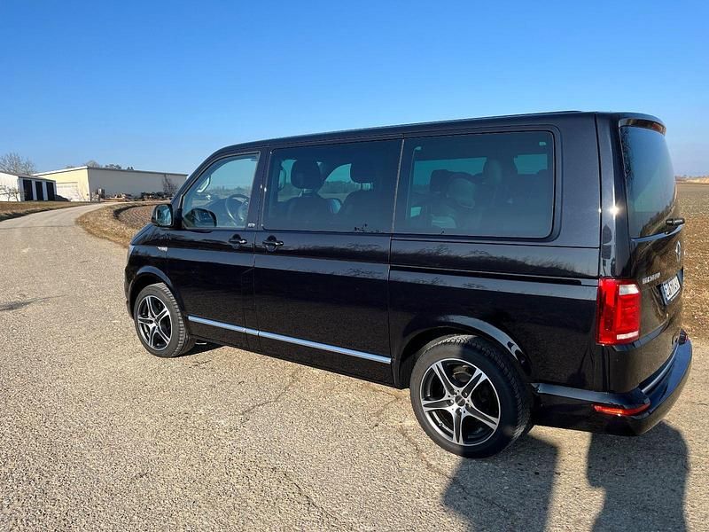 Gebraucht VW Multivan Generation Six 199 PS (146 kW) 2018 Schwarz Van