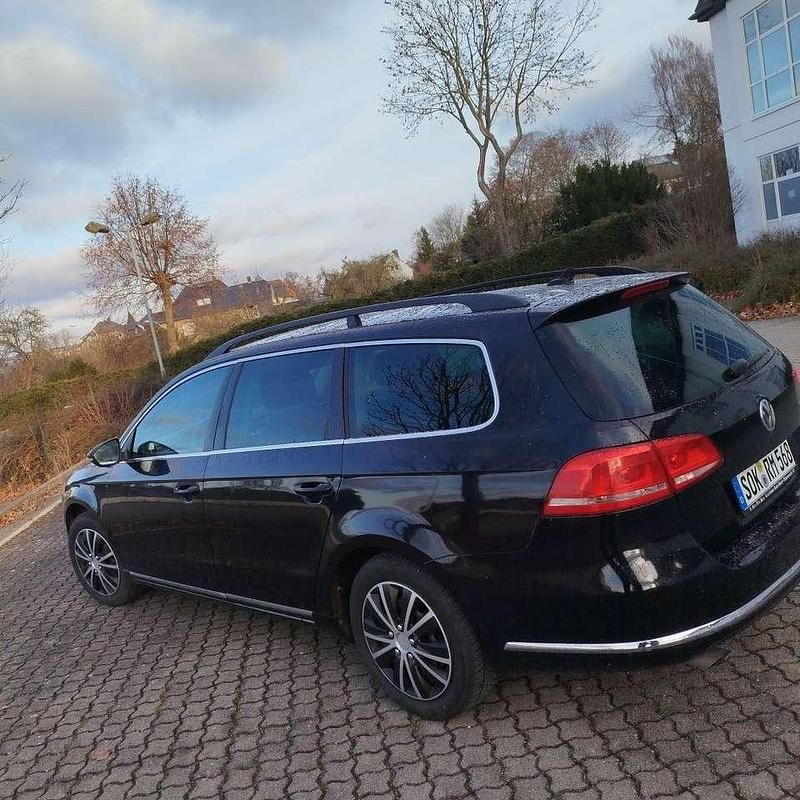 Gebraucht VW Passat Comfortline 122 PS (89 kW) 2011 Limousine