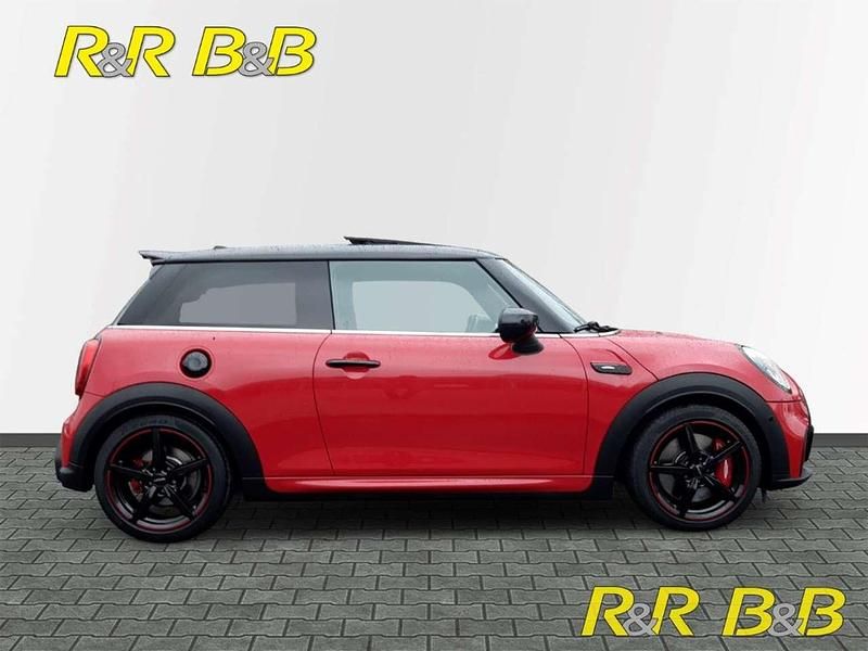 Gebraucht Mini John Cooper Works 231 PS (169 kW) 2022 Solar) red (rot Kleinwagen
