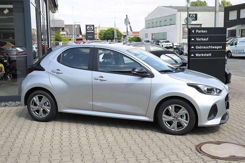 Neu Mazda 2 Exclusive-Line 116 PS (85 kW) 2025 Silber (stormy silver metallic) Kleinwagen