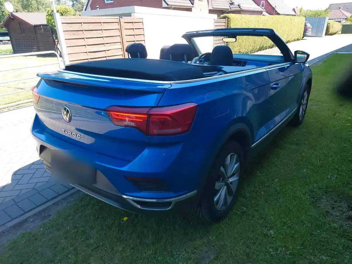 Gebraucht VW T-Roc Cabriolet 110 PS (80 kW) 2021 Blau Cabrio
