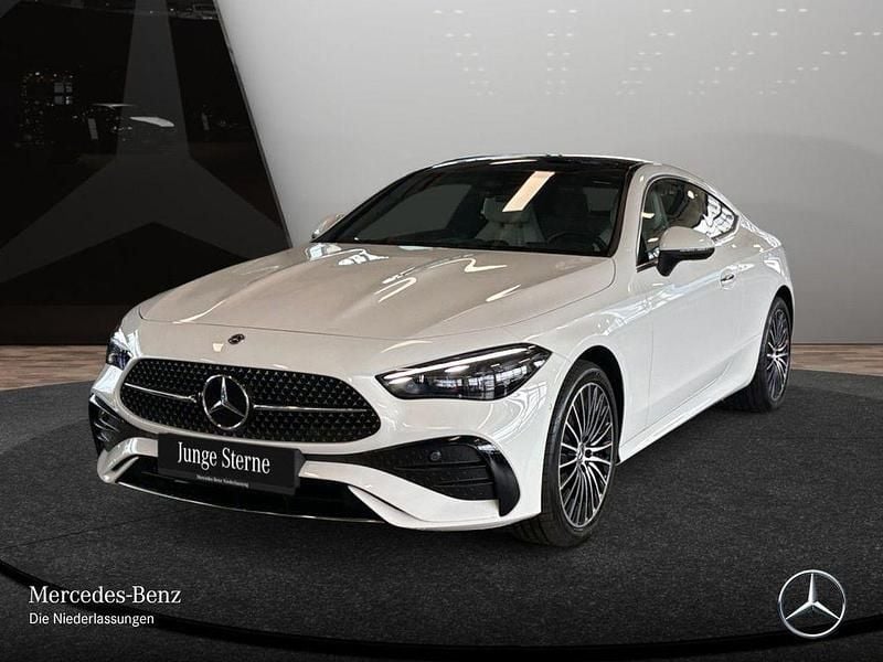 Gebraucht Mercedes CLE300 AMG 204 PS (150 kW) 2025 Weiß Coupé