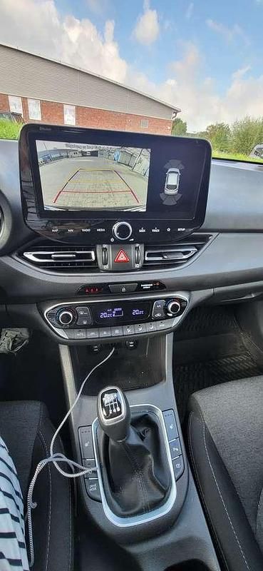 Schwarz Gebraucht 2021 Hyundai i30 Kombi | 17.000 € (Superpreis) - Bild 1/4