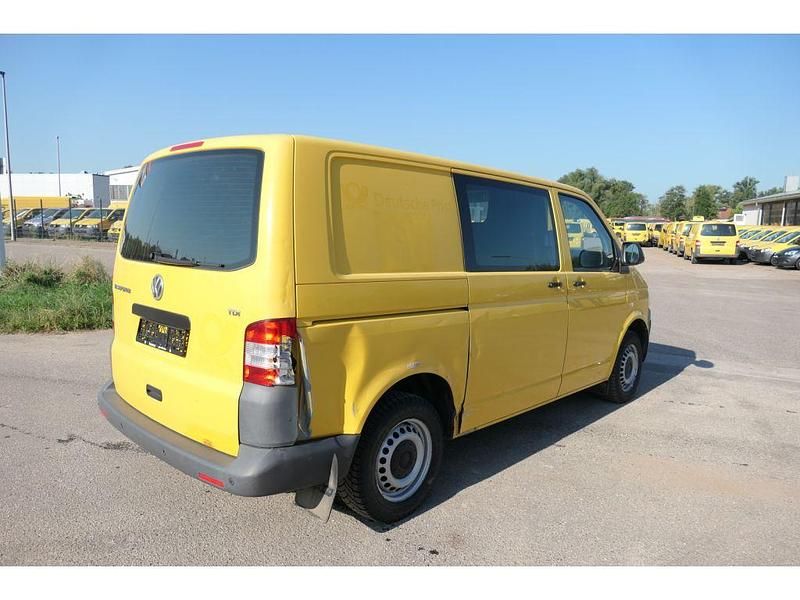 Gebraucht VW Transporter 84 PS (61 kW) 2010 Ginstergelb r1032 Van