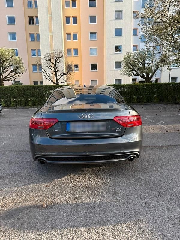 Gebraucht Audi A5 S-Line 245 PS (180 kW) 2012 Grau Coupé